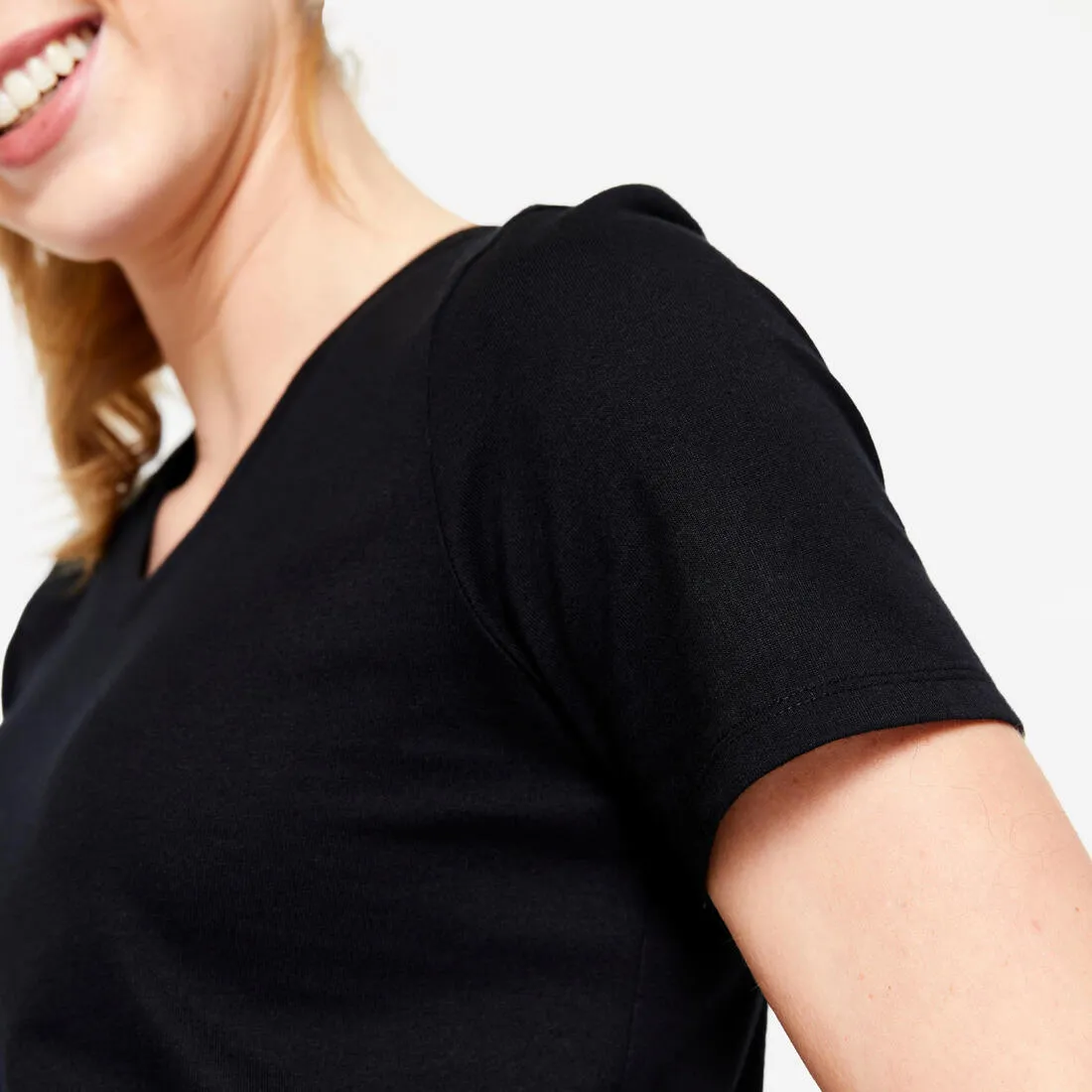 T-shirt col V fitness en coton femme