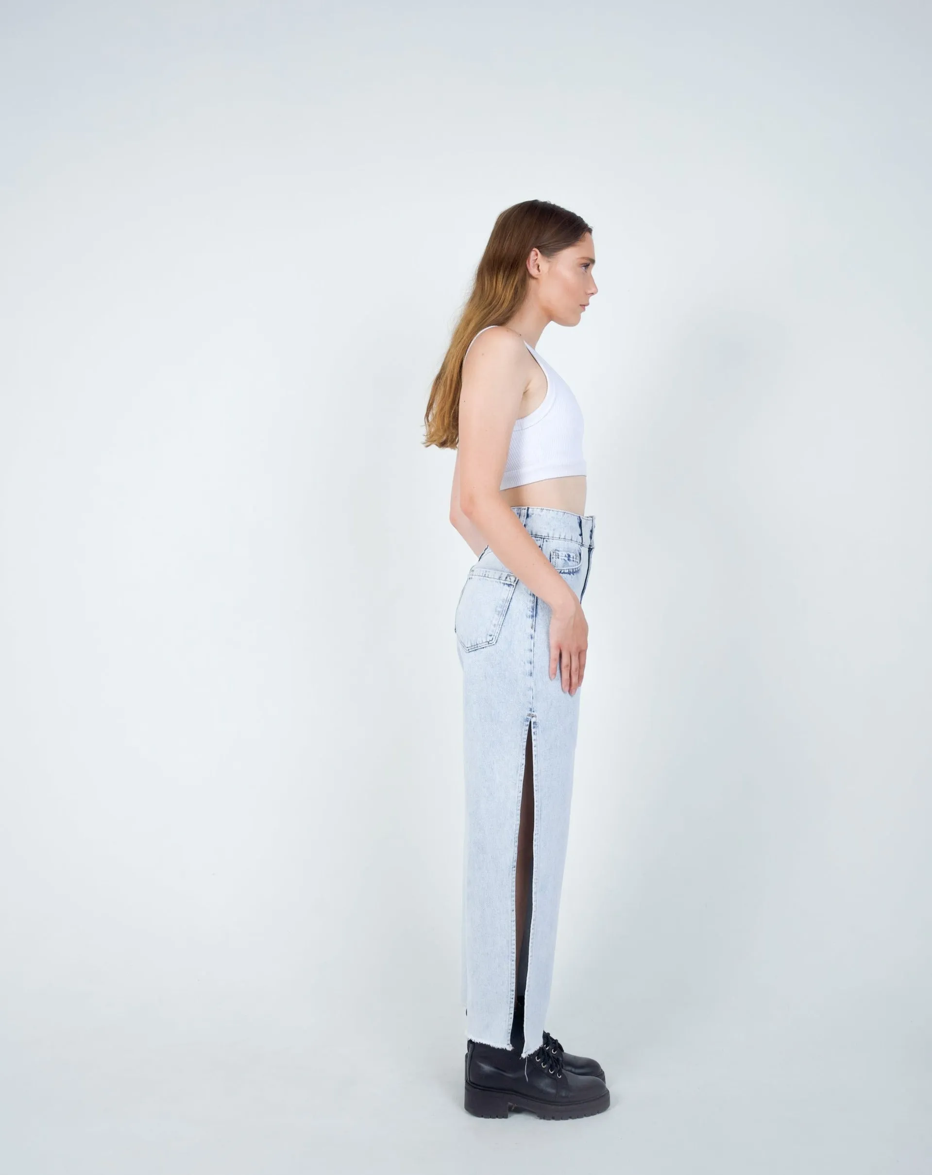 Tearing jeans