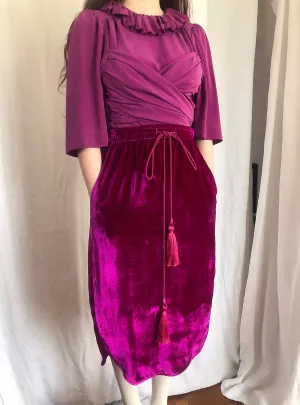 The tongue skirt