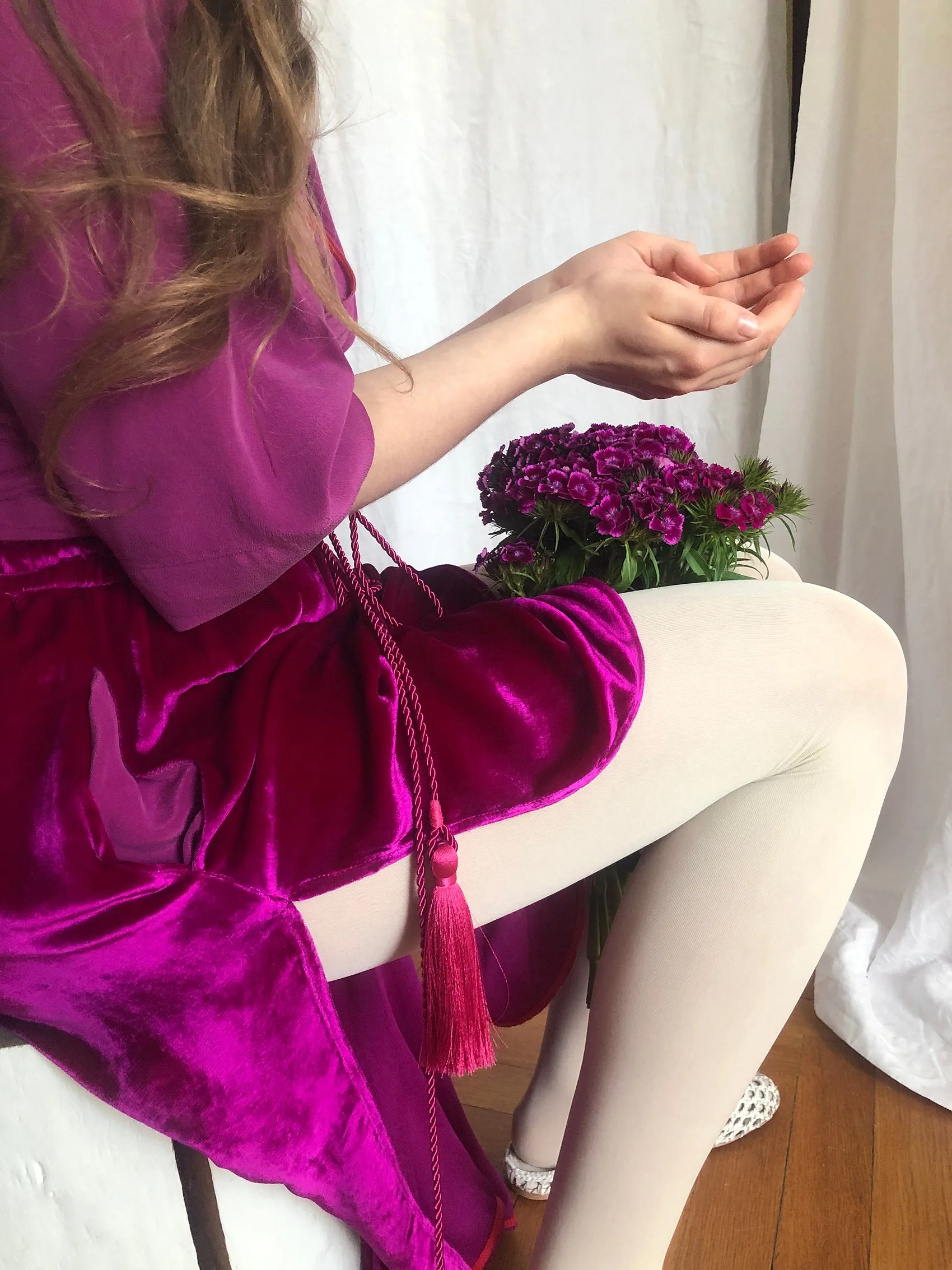 The tongue skirt