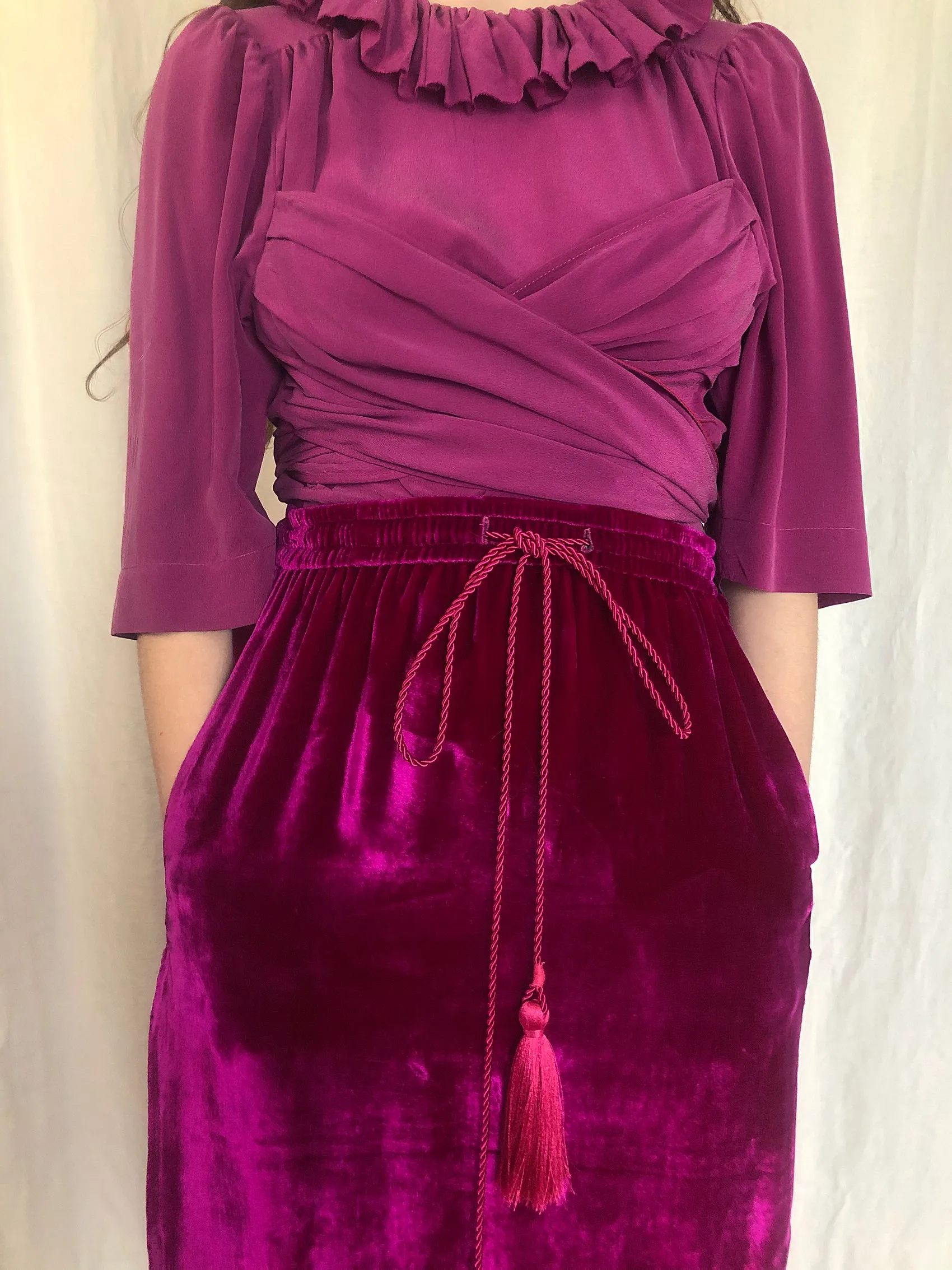 The tongue skirt