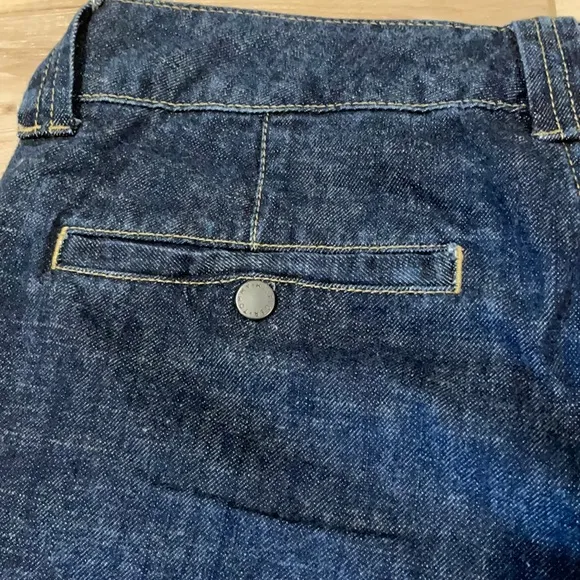 Tommy Hilfiger jeans size 10P dark wash flare wide legs vintage