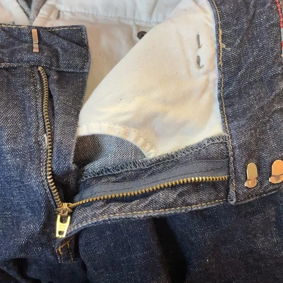 Tommy Hilfiger jeans size 10P dark wash flare wide legs vintage