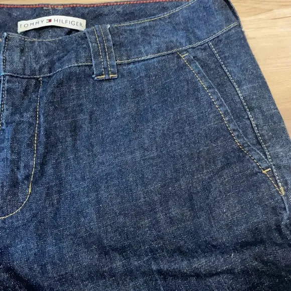 Tommy Hilfiger jeans size 10P dark wash flare wide legs vintage