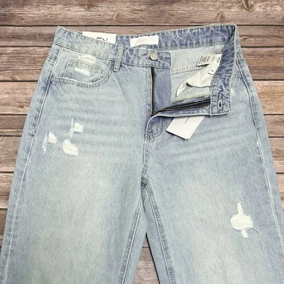 Vervet Impulsive Light Wash Distressed Leslie 90s Vintage Flare Jeans 28 New
