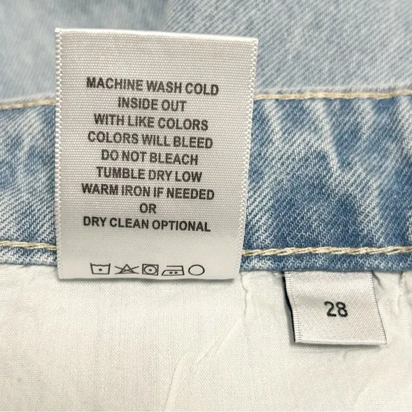 Vervet Impulsive Light Wash Distressed Leslie 90s Vintage Flare Jeans 28 New