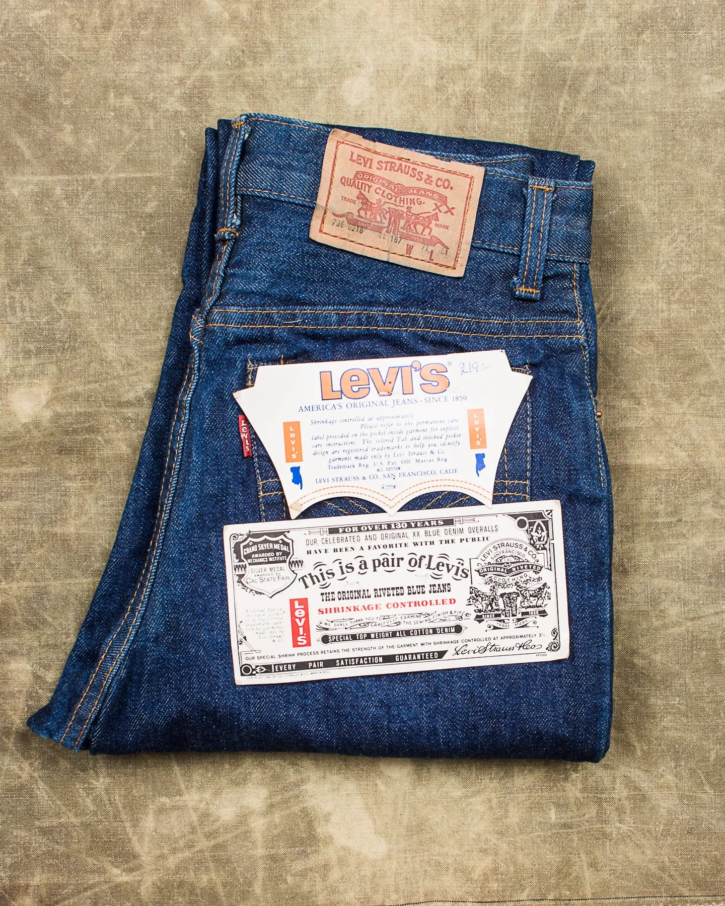 Vintage 80's Levi's 706-0216 Deadstock Jeans Made in UK