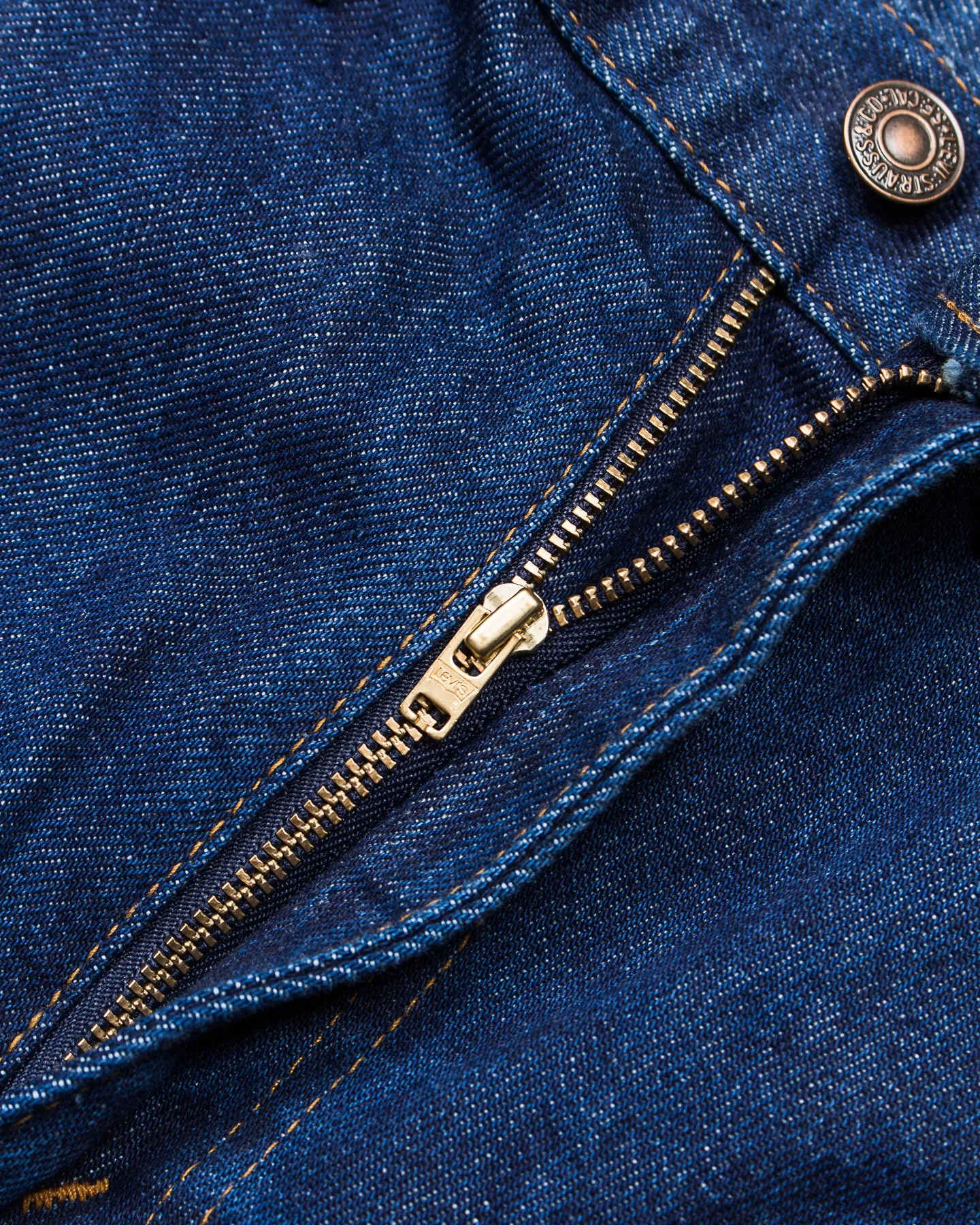 Vintage 80's Levi's 706-0216 Deadstock Jeans Made in UK