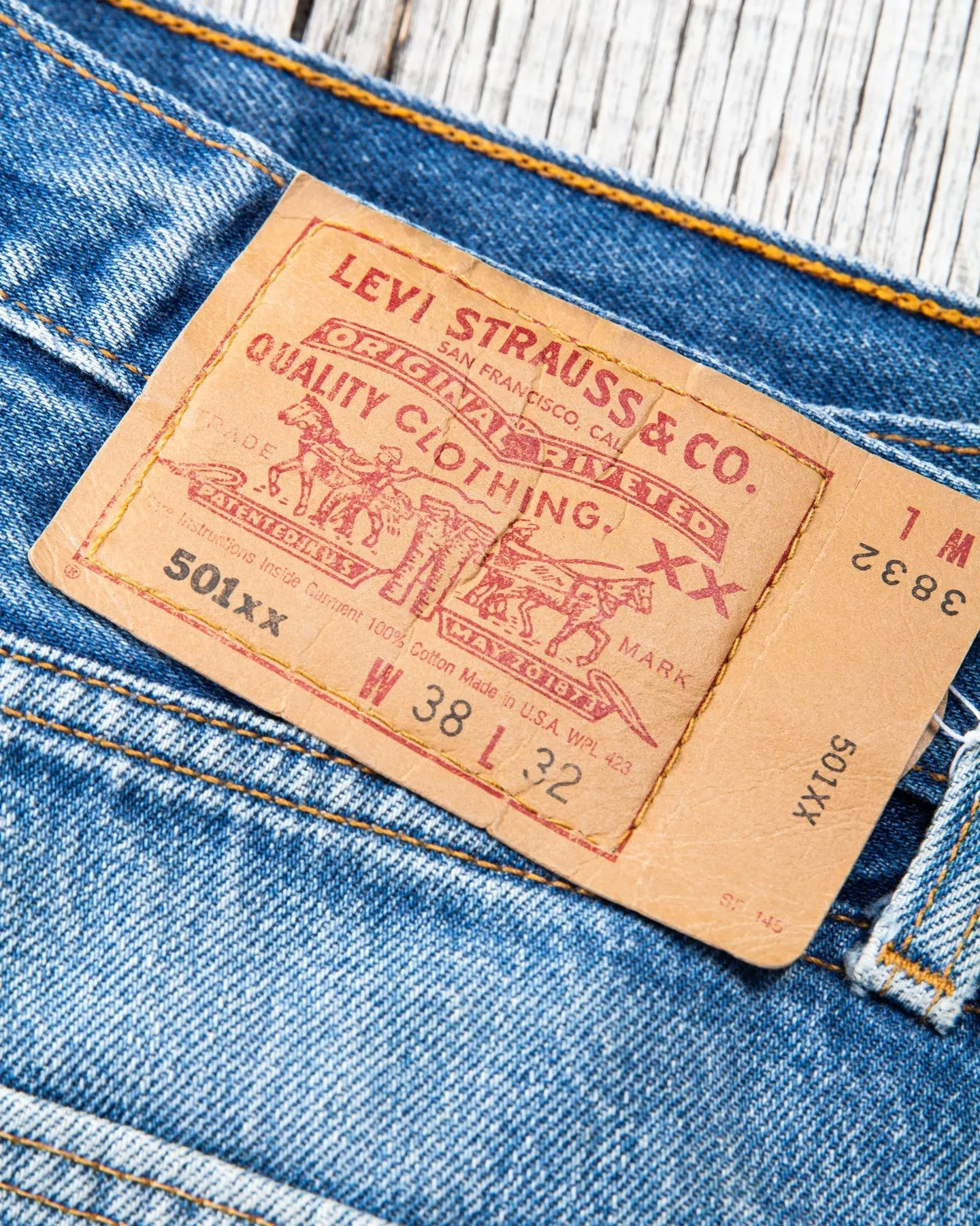 Vintage 90's Levi's 501 Made in USA Jeans W38 / L 32 No 2