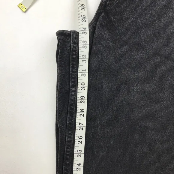 Vintage Levi’s 560 High Waist wedgie fit Jeans