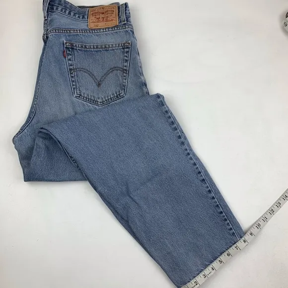 Vintage Levi’s 560 High Waist wedgie fit Jeans