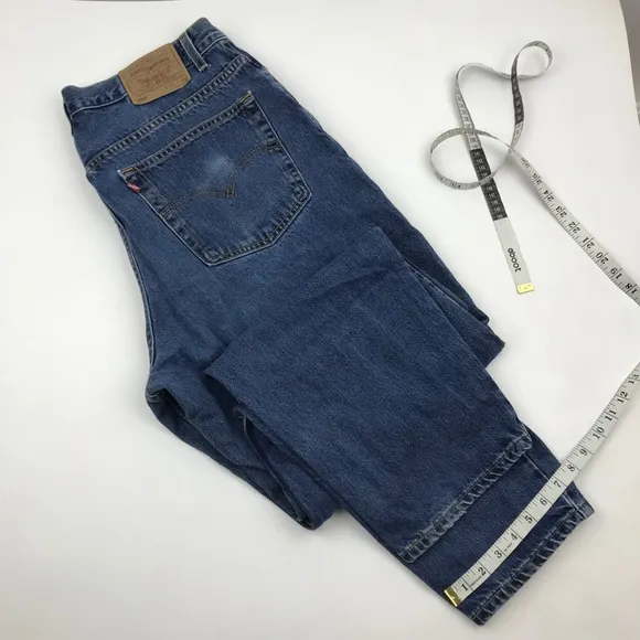 Vintage Levi’s 560 High Waist wedgie fit Jeans