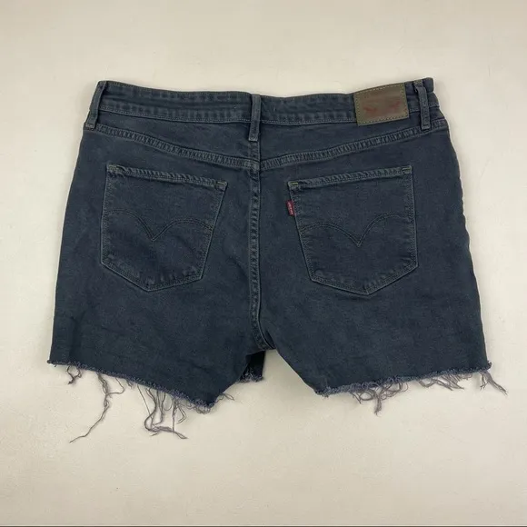 Vintage Levi’s High Waist wedgie fit Jean Shorts