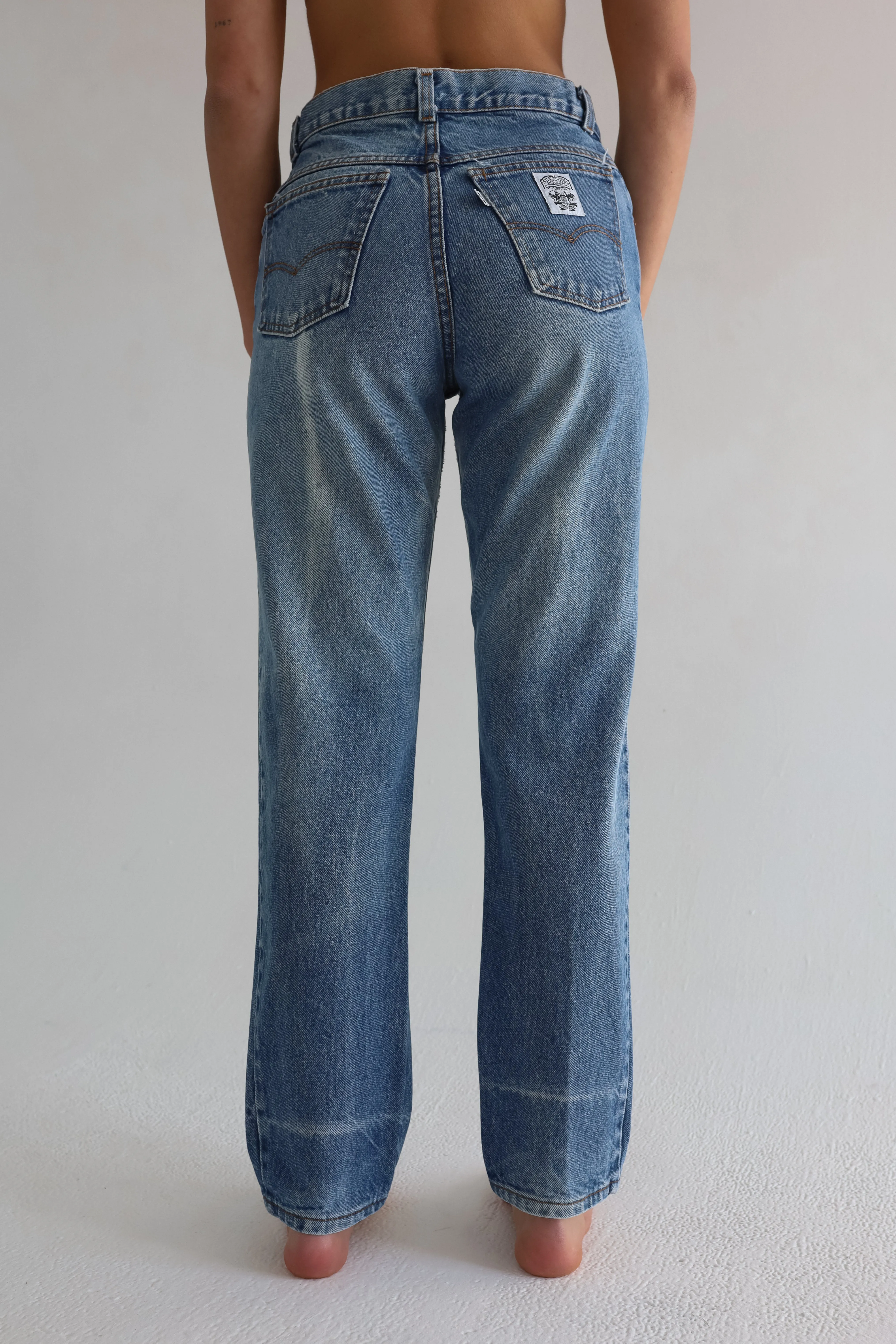 VINTAGE LEVI'S | SIZE 25