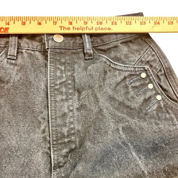 VTG Rocky Mountain Rockies Women’s Jeans Size 29 / 9 Black Bareback Rivets Studs