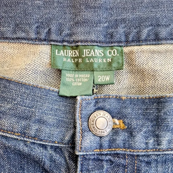 Vtg. Y2k Lauren Jeans Co. Ralph Lauren brand&quot; The Mom Fits Best&quot; Mom Jeans.