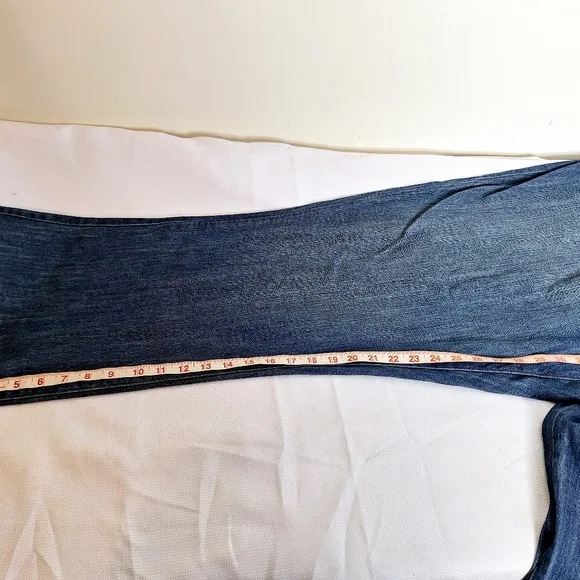 Vtg. Y2k Lauren Jeans Co. Ralph Lauren brand&quot; The Mom Fits Best&quot; Mom Jeans.