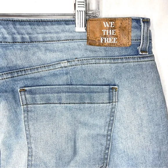 We The Free CRVY Women Plus Size 35 High-Rise Vintage Straight Jeans Light Wash