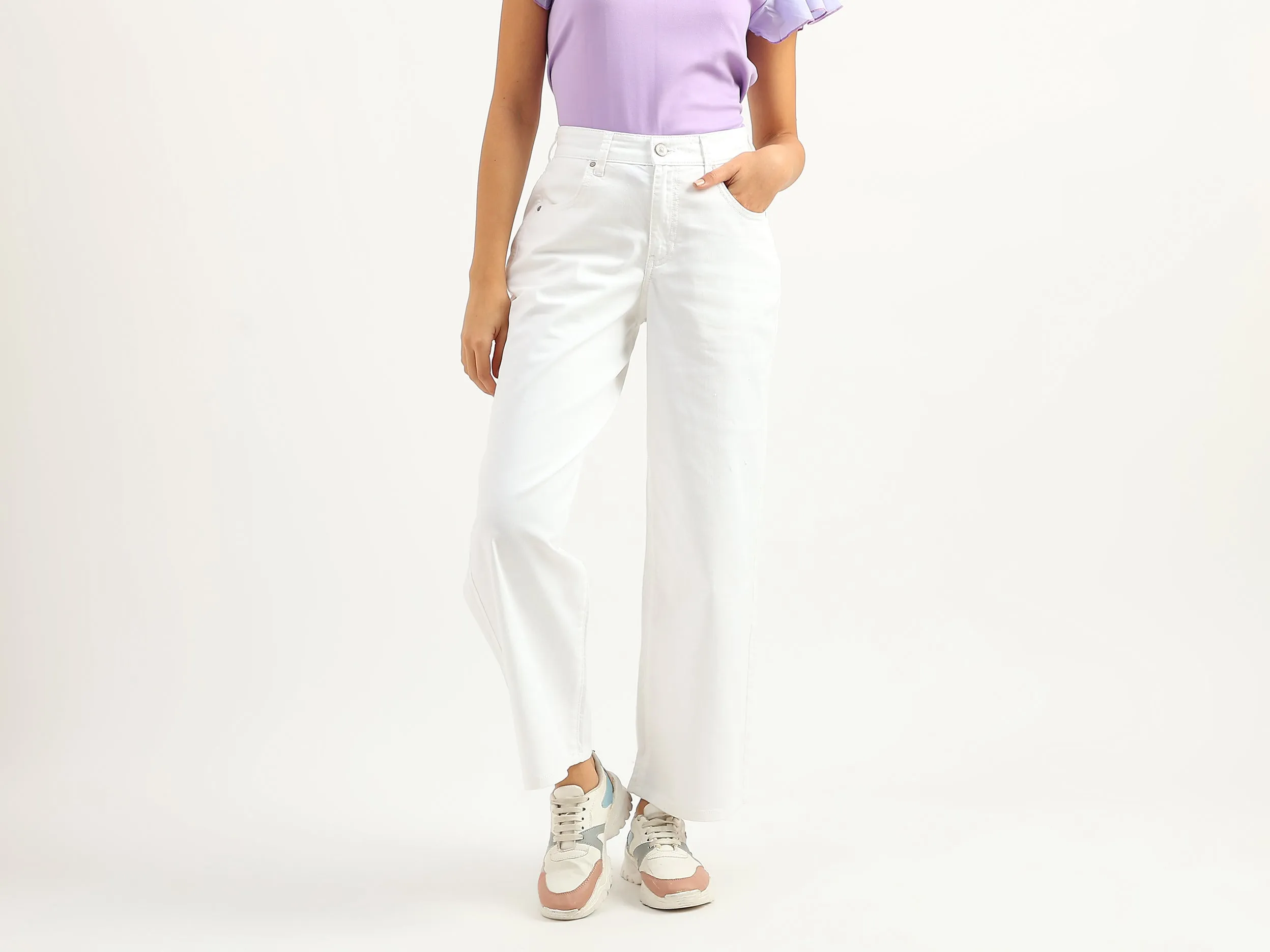 Women Solid Flared Fit Jeans