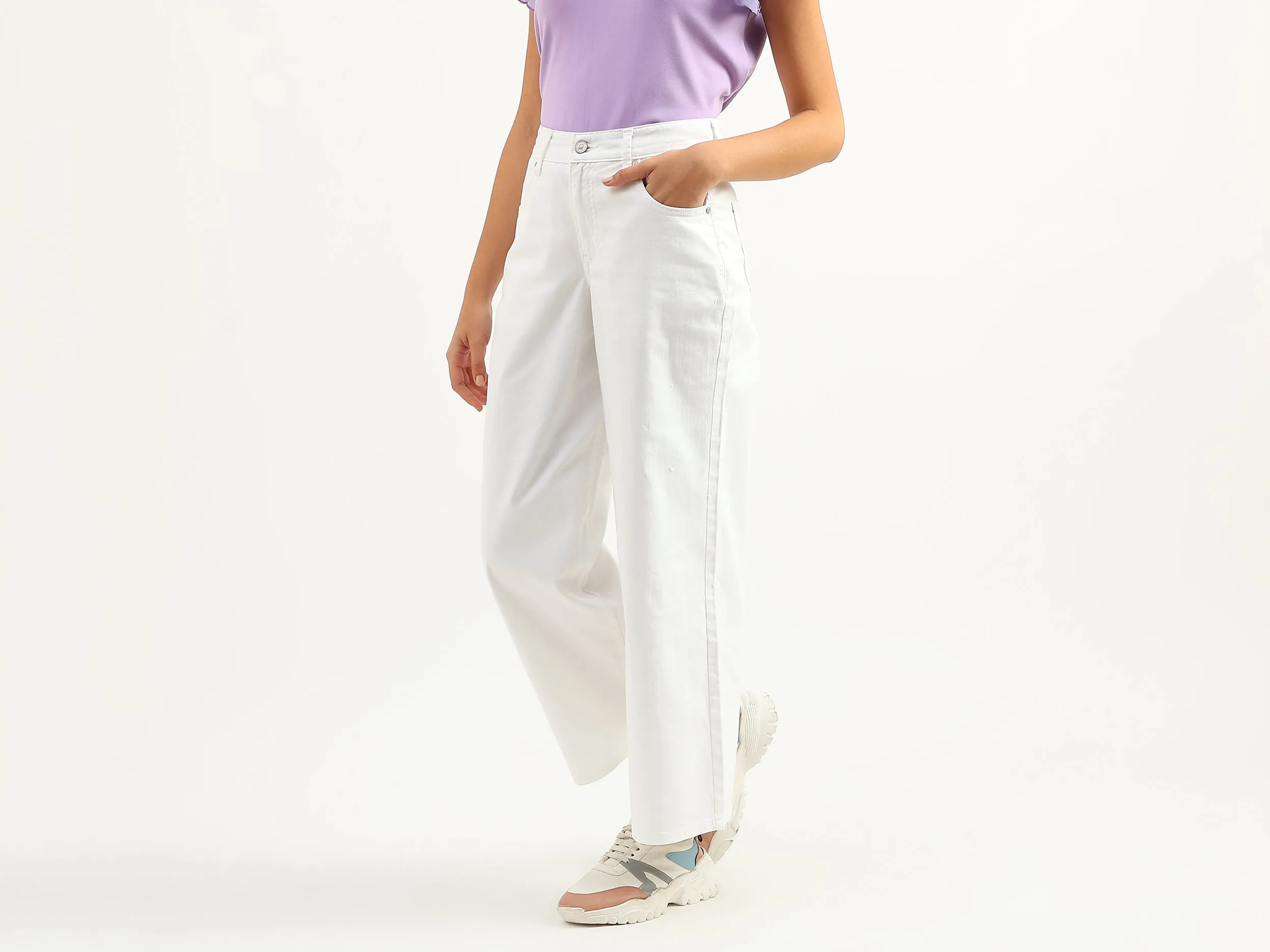 Women Solid Flared Fit Jeans