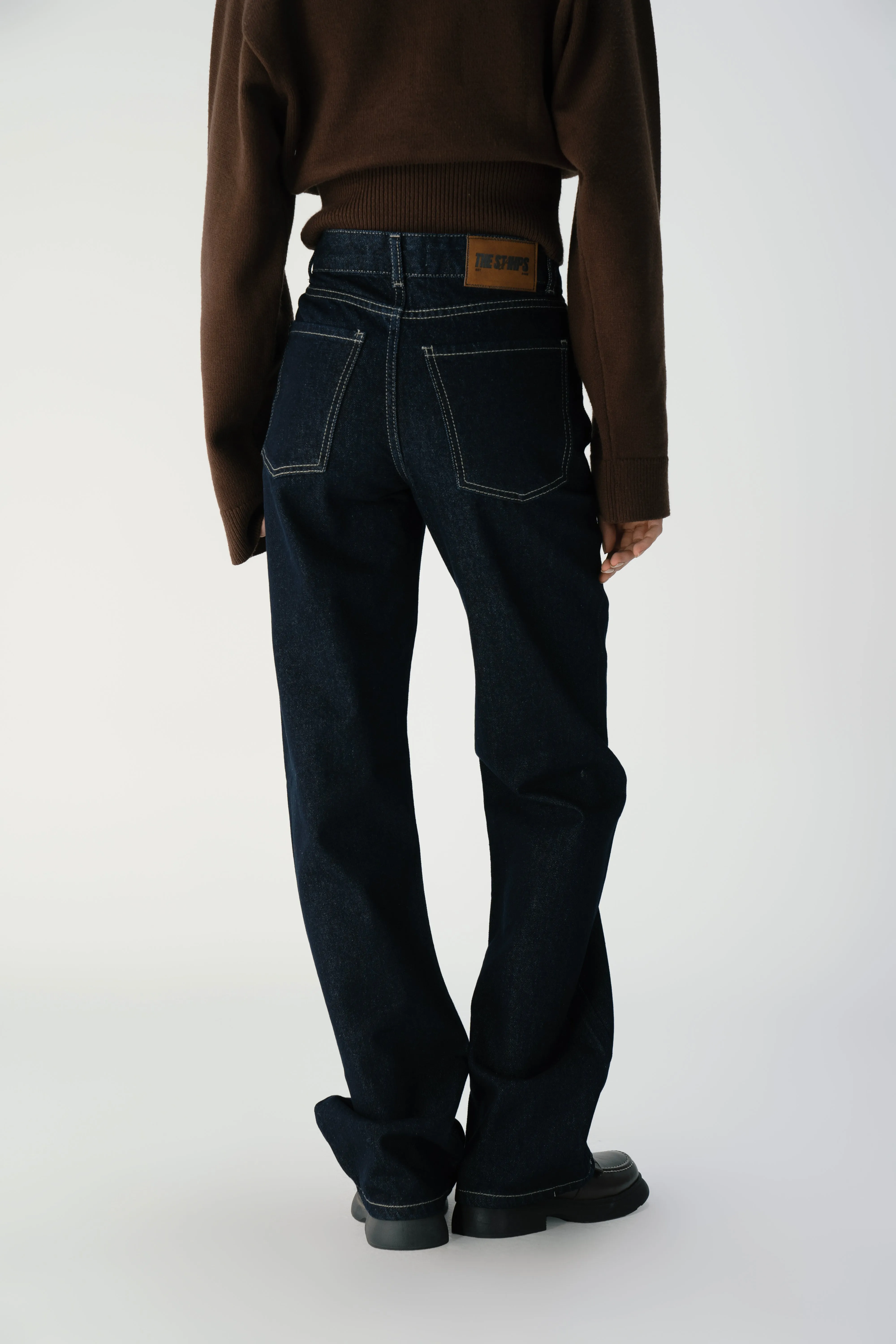 Women's Fitted Jeans in Dark Navy
