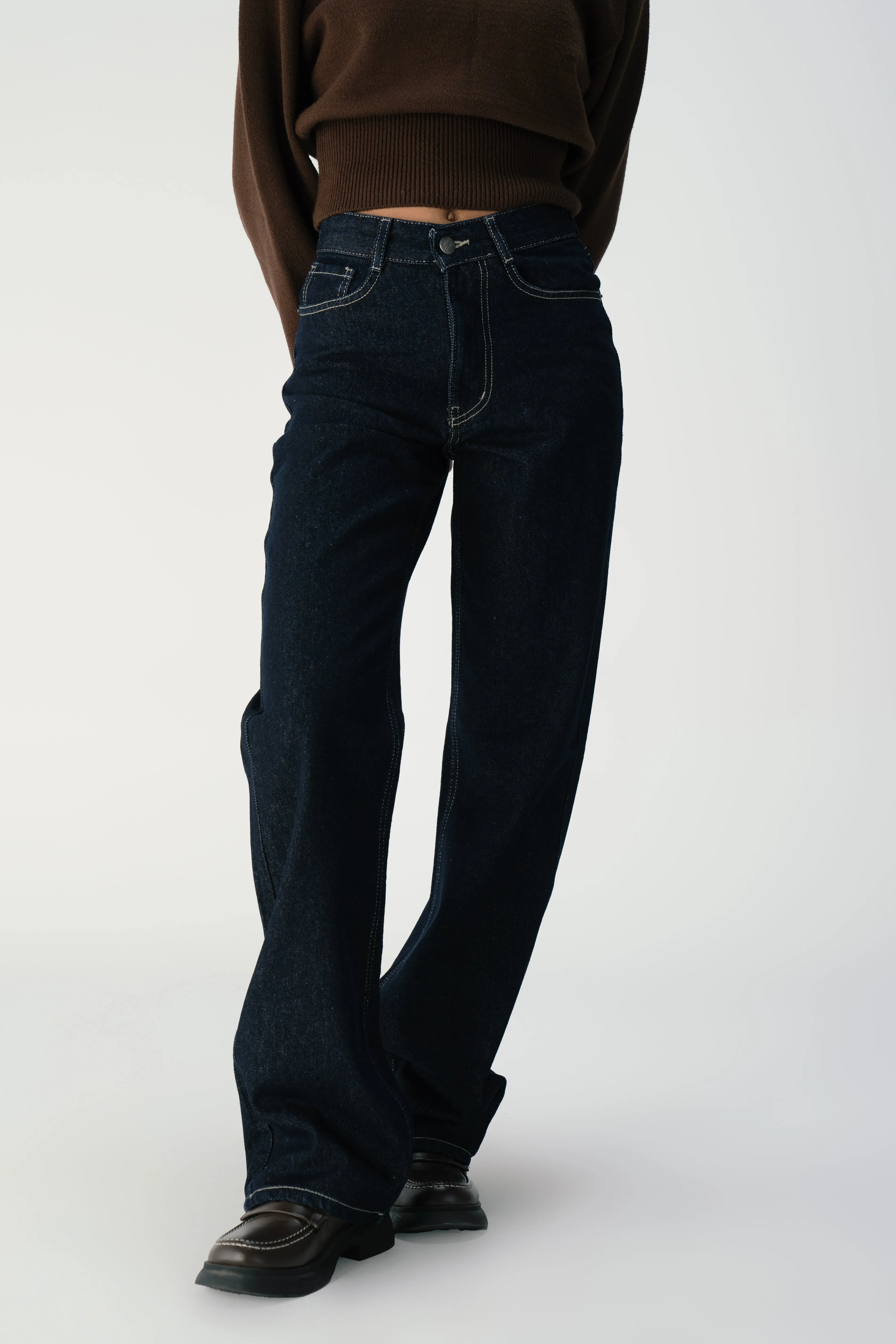 Women's Fitted Jeans in Dark Navy