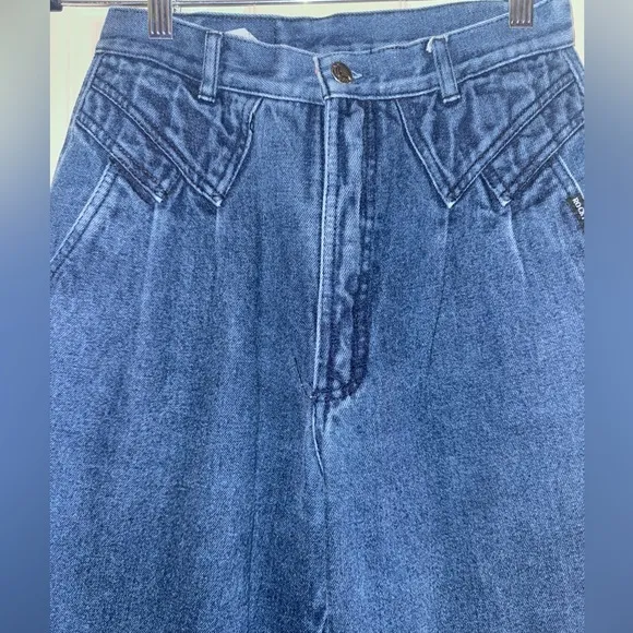 Women’s Vintage Rocky Mountain Jeans